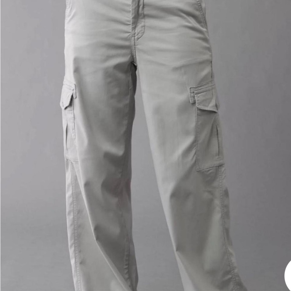 American Eagle Outfitters Light Gray Cargo Pants